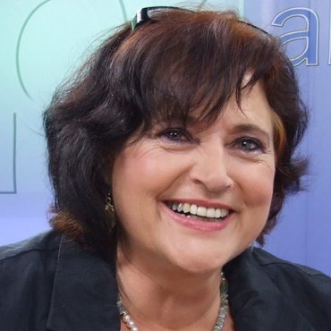 Portrait von Tabea Dölker
